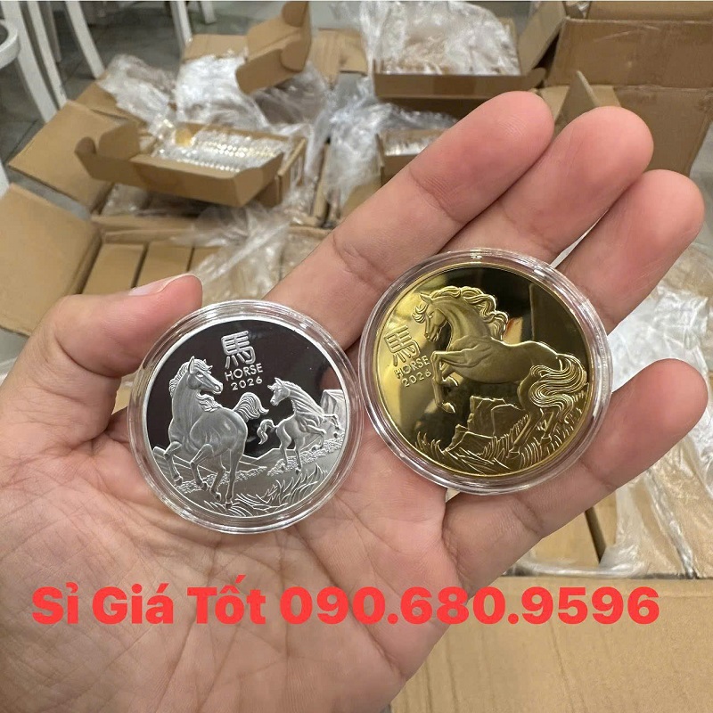 BÁN SỈ CẶP ĐỒNG XU HÌNH NGỰA MẠ VÀNG – BẠC ÚC 2026 BÁN SỈ CẶP ĐỒNG XU HÌNH NGỰA MẠ VÀNG – BẠC ÚC 2026