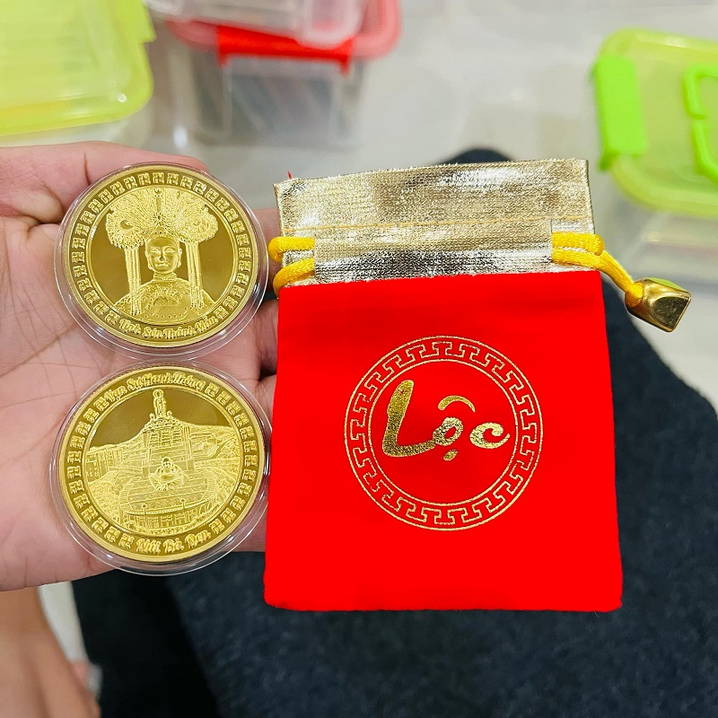 BÁN SỈ XU LỘC BÀ ĐEN LINH SƠN THÁNH MẪU